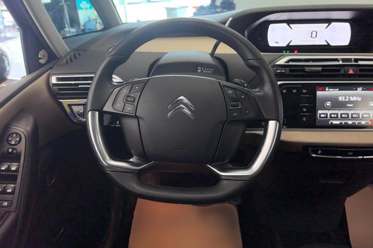 Used Citroen C4 Picasso 2015 1.6T Luxury 5-Seat Model Steering Wheel
