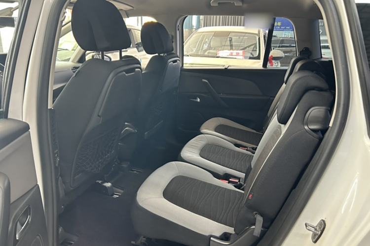 Used Citroen C4 Picasso 2015 Grand 1.6T Fashion Model 7 Seats Interior 5