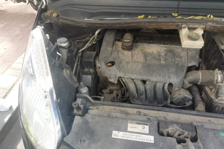 Used Citroen C4 Picasso 2009 Grand 2.0L Comfort Model Engine Bay Right