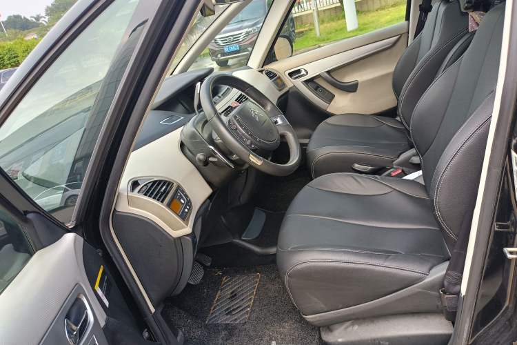 Used Citroen C4 Picasso 2009 Grand 2.0L Comfort Model Left Front Seat