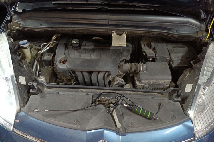 Used Citroen C4 Picasso 2009 Grand 2.0L Luxury Model Engine Bay