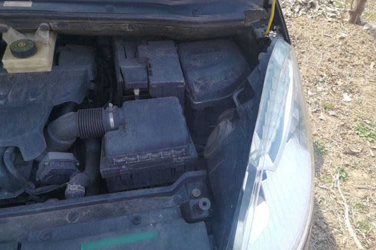 Used Citroen C4 Picasso 2009 Grand 2.0L Comfort Model Engine Bay Left