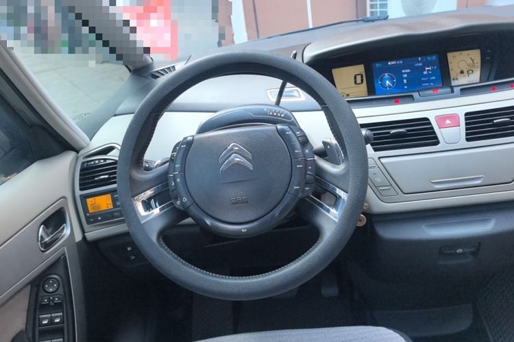 Used Citroen C4 Picasso 2009 Grand 2.0L Comfort Model Steering Wheel