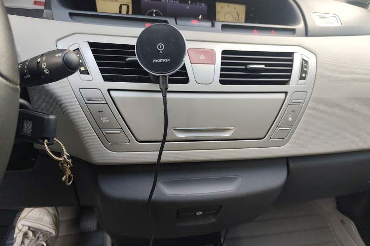 Used Citroen C4 Picasso 2009 Grand 2.0L Comfort Model Audio And AC Panel