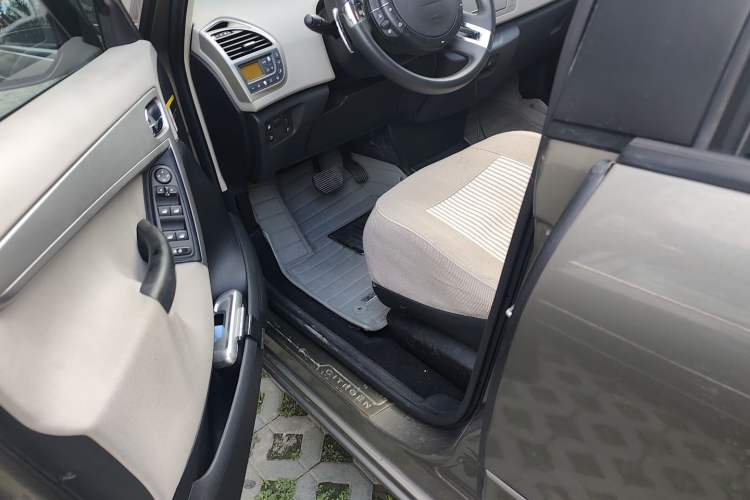 Used Citroen C4 Picasso 2009 Grand 2.0L Comfort Model Driver Seat