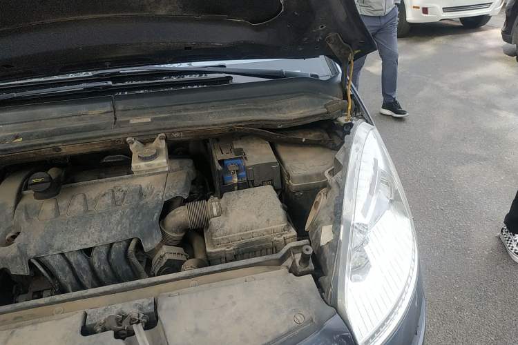 Used Citroen C4 Picasso 2009 Grand 2.0L Comfort Model Engine Bay Left