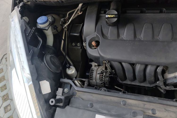 Used Citroen C4 Picasso 2009 Grand 2.0L Comfort Model Engine Bay Right
