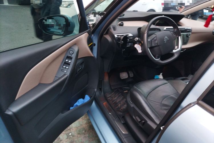 Used Citroen C4 Picasso 2015 Grand 1.6T Luxury 7-Seater Driver Seat