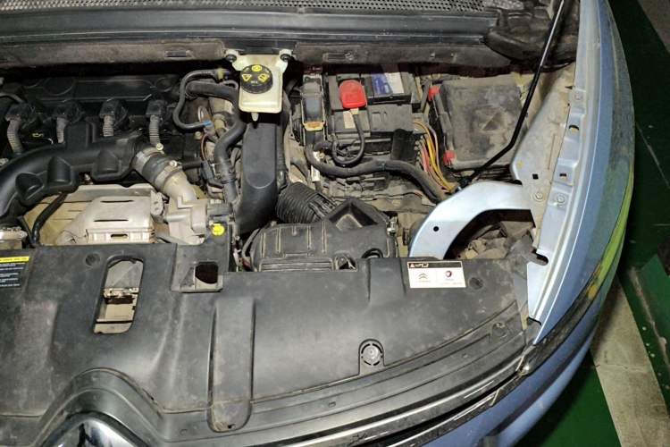 Used Citroen C4 Picasso 2015 Grand 1.6T Luxury 7-Seater Engine Bay Left