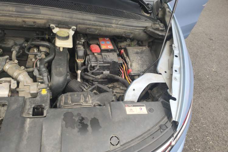 Used Citroen C4 Picasso 2015 Grand 1.6T Luxury 7-Seater Engine Bay Left