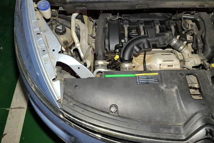 Used Citroen C4 Picasso 2015 Grand 1.6T Luxury 7-Seater Engine Bay Right
