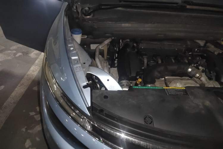 Used Citroen C4 Picasso 2015 Grand 1.6T Luxury 7-Seater Engine Bay Right