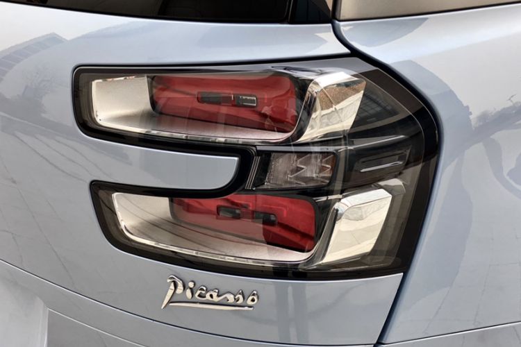 Used Citroen C4 Picasso 2015 Grand 1.6T Luxury 7-Seater Exterior 4