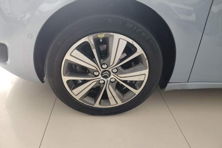 Used Citroen C4 Picasso 2015 Grand 1.6T Luxury 7-Seater Exterior 4