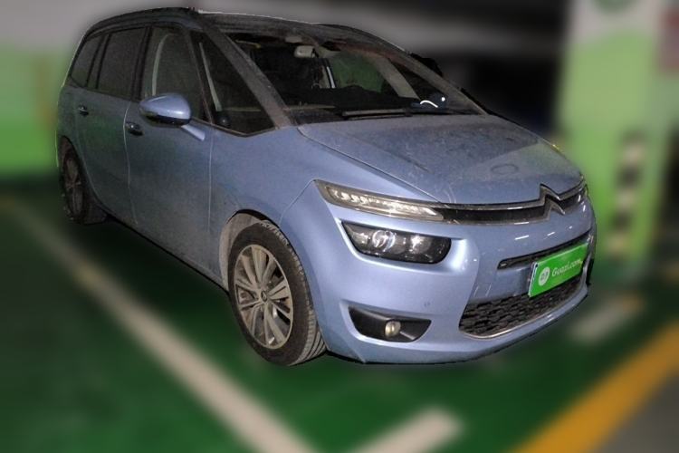 Used Citroen C4 Picasso 2015 Grand 1.6T Luxury 7-Seater Front Right 45 Deg