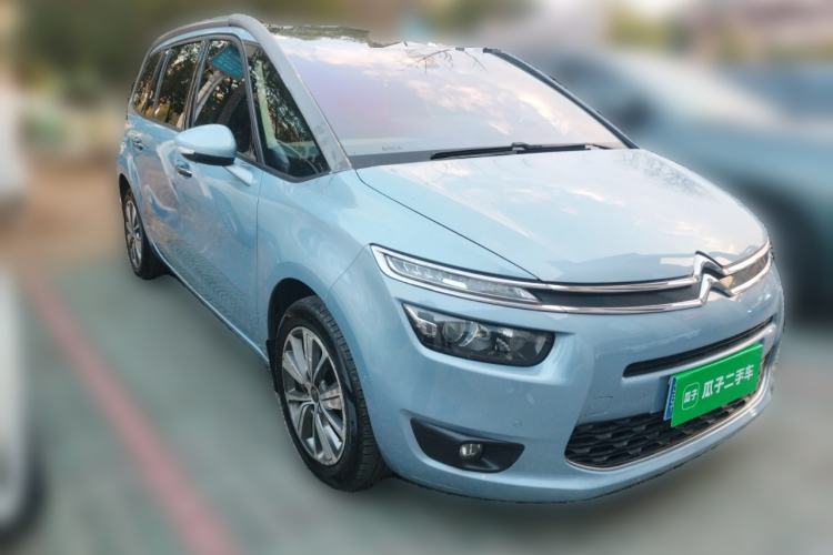 Used Citroen C4 Picasso 2015 Grand 1.6T Luxury 7-Seater Front Right 45 Deg