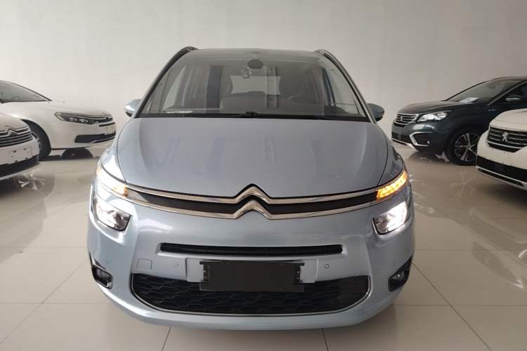 Used Citroen C4 Picasso 2015 Grand 1.6T Luxury 7-Seater Front
