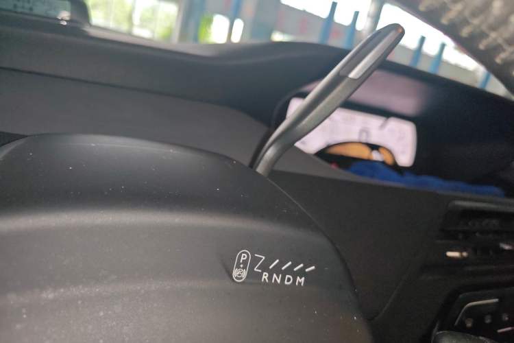 Used Citroen C4 Picasso 2015 1.6T Fashion Model 5 Seats Gear Lever