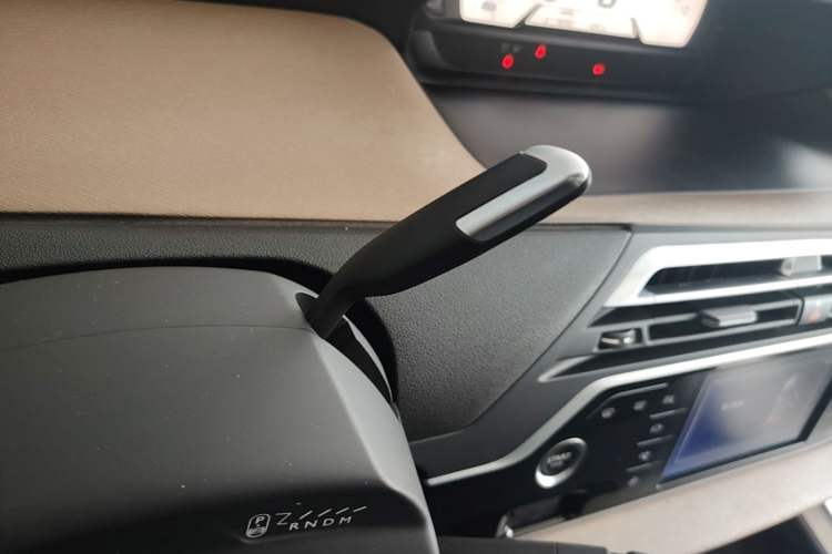 Used Citroen C4 Picasso 2015 Grand 1.6T Luxury 7-Seater Gear Lever