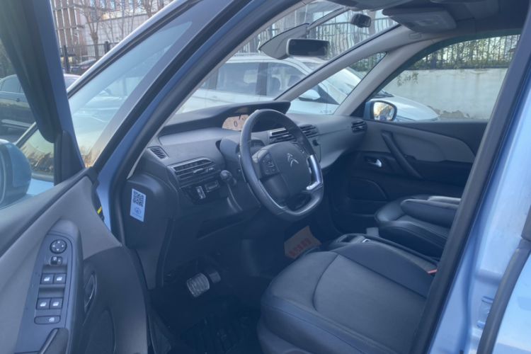 Used Citroen C4 Picasso 2015 Grand 1.6T Fashion Model 7 Seats Interior 2