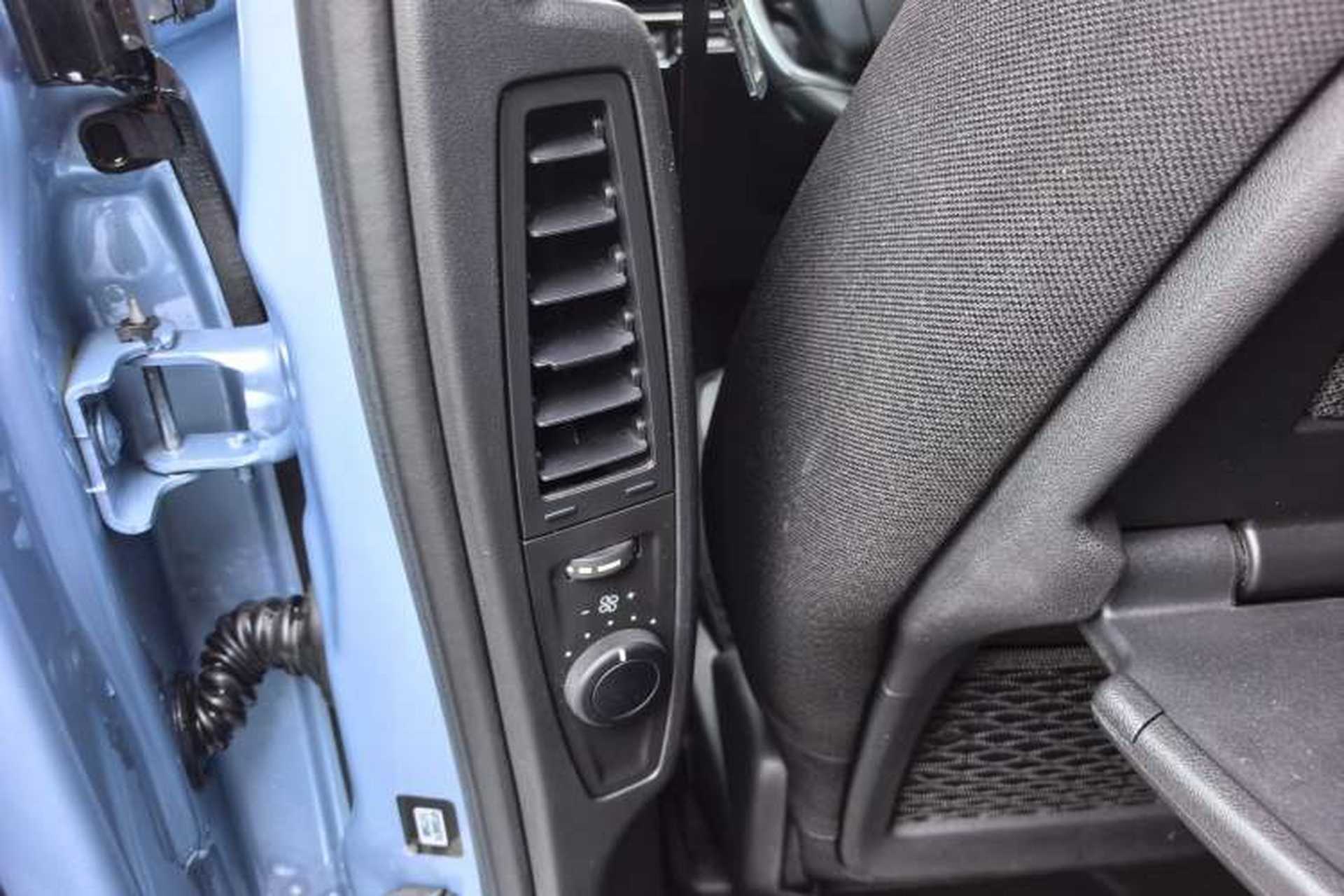 Used Citroen C4 Picasso 2015 Grand 1.6T Fashion Model 7 Seats Interior 4