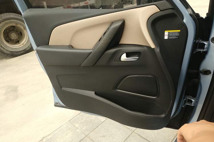 Used Citroen C4 Picasso 2015 Grand 1.6T Luxury 7-Seater Interior 7