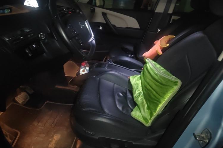 Used Citroen C4 Picasso 2015 Grand 1.6T Luxury 7-Seater Left Front Seat