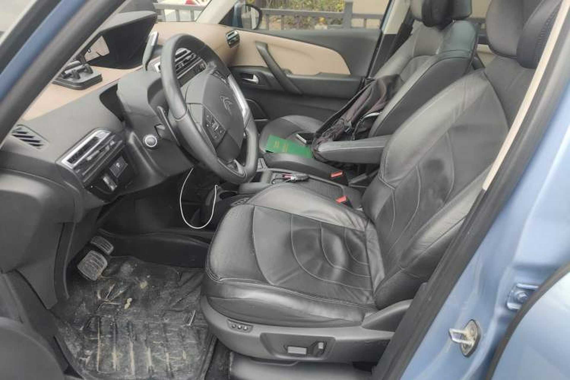 Used Citroen C4 Picasso 2015 Grand 1.6T Luxury 7-Seater Left Front Seat