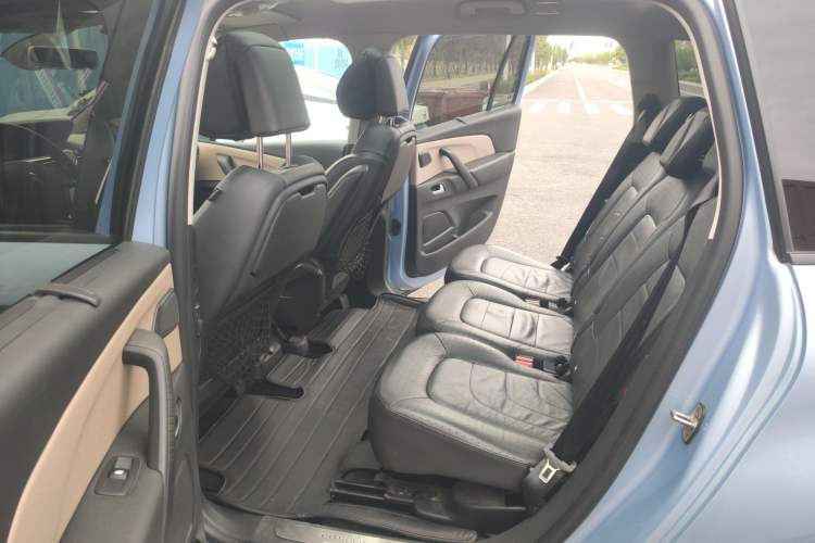 Used Citroen C4 Picasso 2015 Grand 1.6T Luxury 7-Seater Left Rear Seat