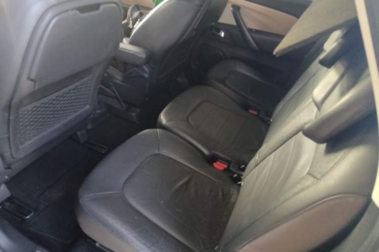 Used Citroen C4 Picasso 2015 1.6T Luxury 5-Seat Model Left Rear Seat
