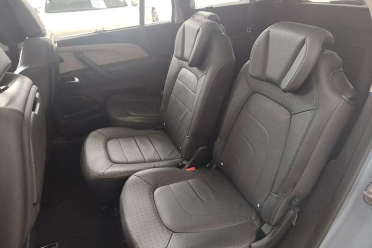 Used Citroen C4 Picasso 2015 Grand 1.6T Luxury 7-Seater Left Rear Seat