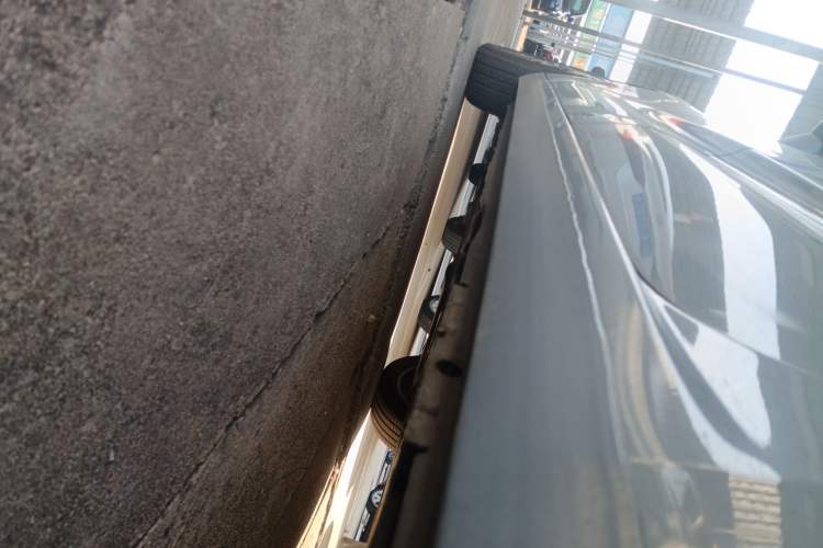 Used Citroen C4 Picasso 2015 1.6T Luxury 5-Seat Model Left Side Sill