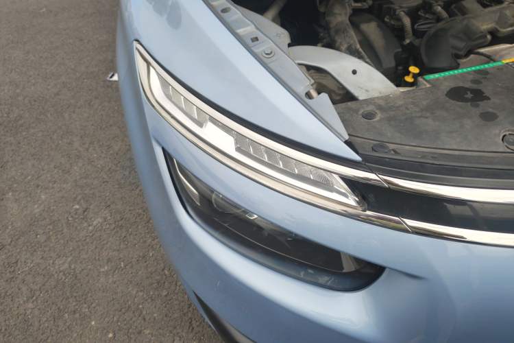Used Citroen C4 Picasso 2015 Grand 1.6T Luxury 7-Seater Right Front Headlight