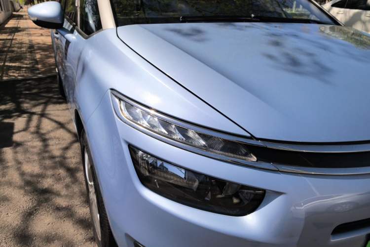 Used Citroen C4 Picasso 2015 Grand 1.6T Fashion Model 7 Seats Right Front Headlight