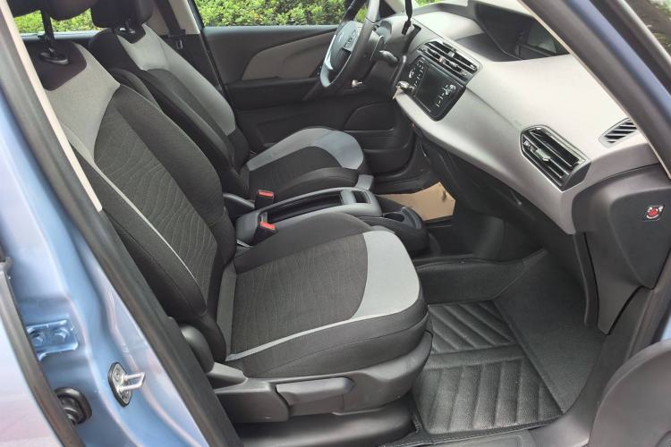 Used Citroen C4 Picasso 2015 Grand 1.6T Fashion Model 7 Seats Right Front Seat