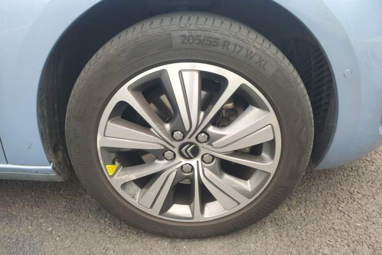 Used Citroen C4 Picasso 2015 Grand 1.6T Luxury 7-Seater Right Front Wheel Hub