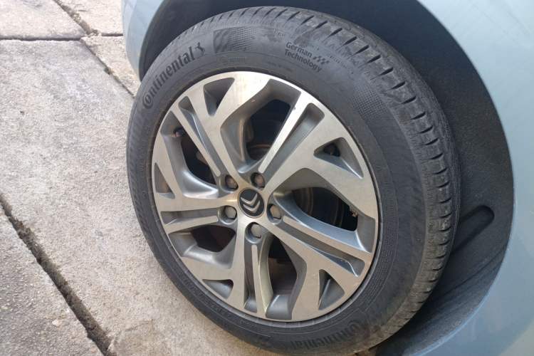 Used Citroen C4 Picasso 2015 1.6T Luxury 5-Seat Model Right Rear Wheel Hub