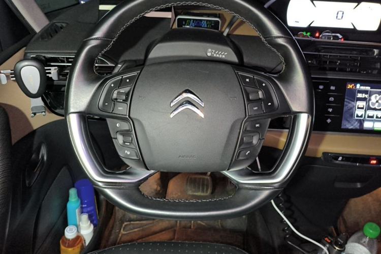 Used Citroen C4 Picasso 2015 Grand 1.6T Luxury 7-Seater Steering Wheel