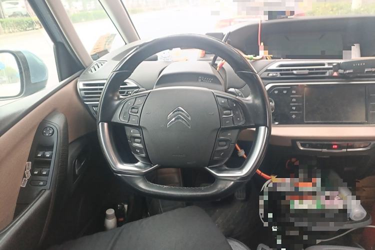 Used Citroen C4 Picasso 2015 Grand 1.6T Luxury 7-Seater Steering Wheel