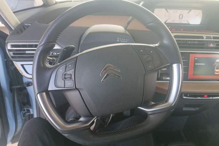 Used Citroen C4 Picasso 2015 1.6T Luxury 5-Seat Model Steering Wheel