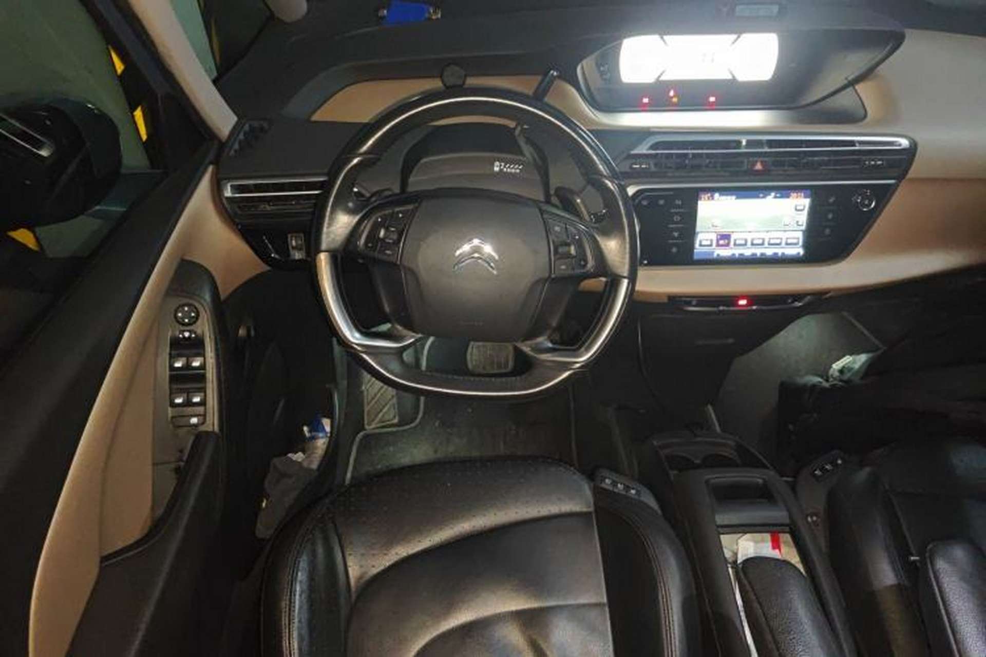 Used Citroen C4 Picasso 2015 Grand 1.6T Luxury 7-Seater Steering Wheel