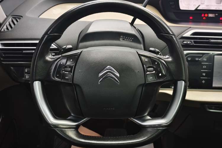 Used Citroen C4 Picasso 2015 Grand 1.6T Luxury 7-Seater Steering Wheel