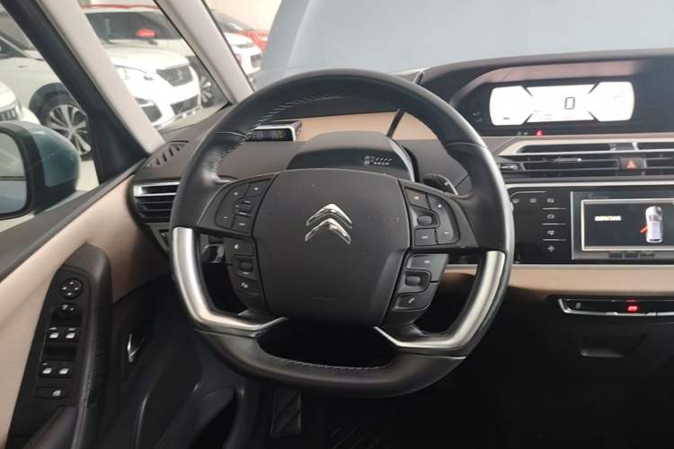 Used Citroen C4 Picasso 2015 Grand 1.6T Luxury 7-Seater Steering Wheel