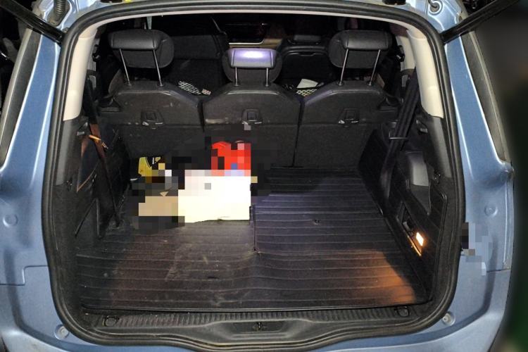 Used Citroen C4 Picasso 2015 Grand 1.6T Luxury 7-Seater Trunk