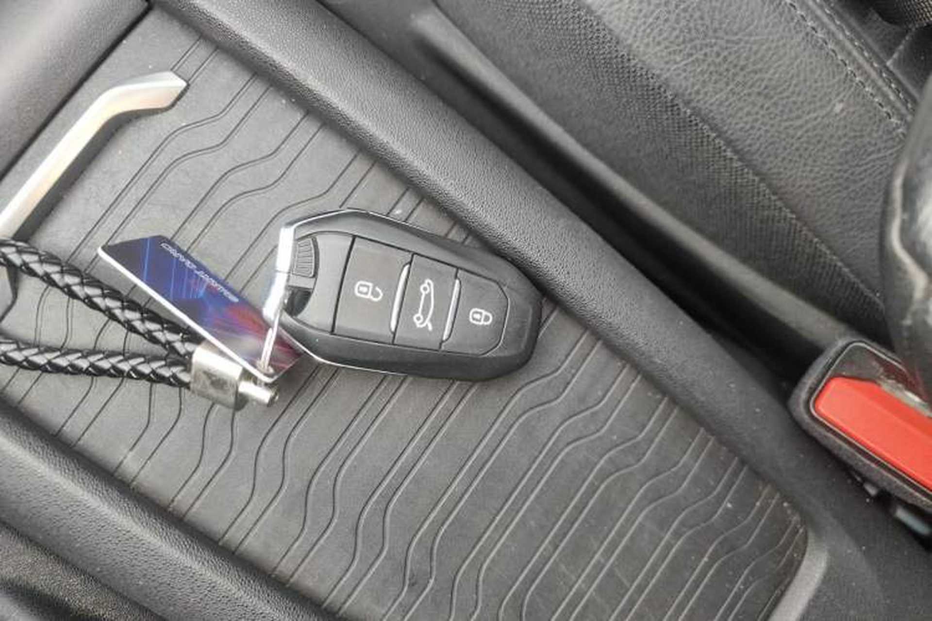 Used Citroen C4 Picasso 2015 Grand 1.6T Luxury 7-Seater Vehicle Key