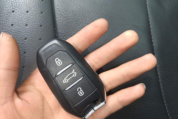 Used Citroen C4 Picasso 2015 Grand 1.6T Luxury 7-Seater Vehicle Key