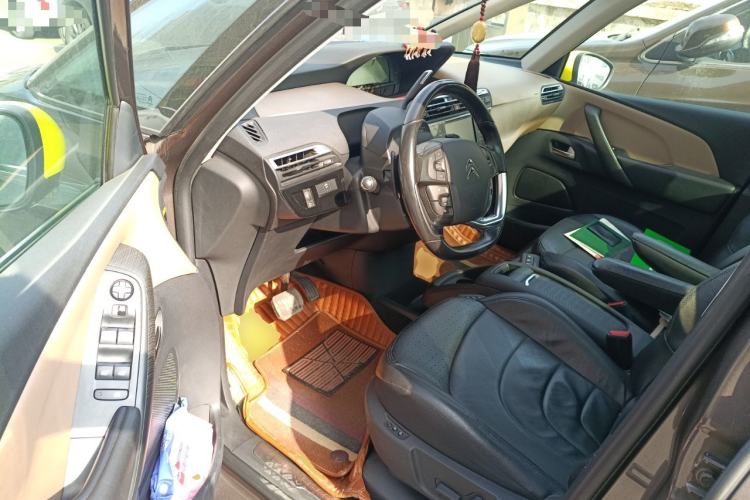 Used Citroen C4 Picasso 2015 1.6T Luxury 5-Seat Model Driver Seat