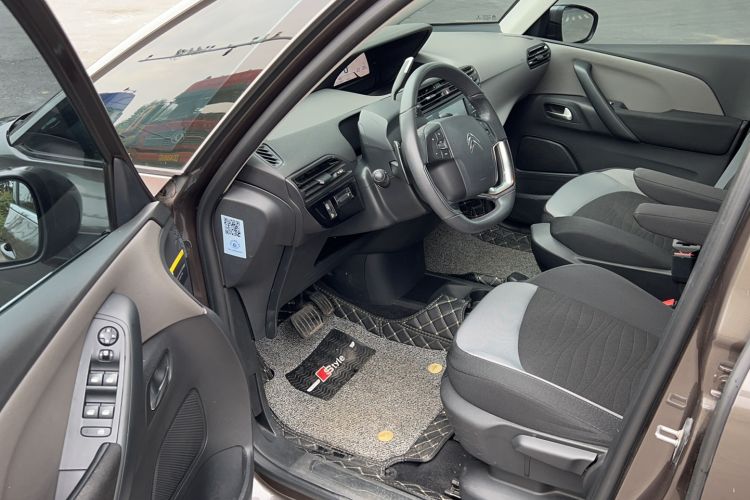 Used Citroen C4 Picasso 2015 1.6T Fashion Model 5 Seats Driver Seat