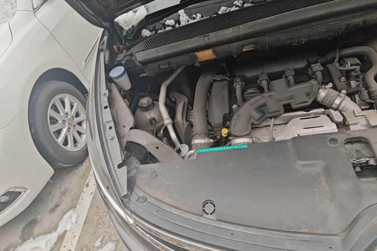 Used Citroen C4 Picasso 2015 Grand 1.6T Luxury 7-Seater Engine Bay Right