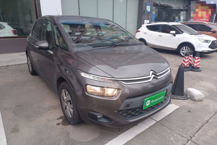 Used Citroen C4 Picasso 2015 1.6T Fashion Model 5 Seats Front Right 45 Deg